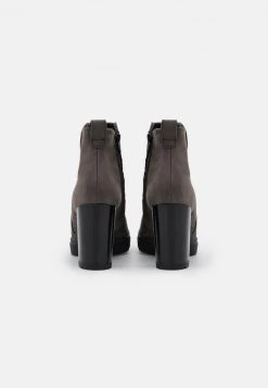 Paul Green Bottines à Plateau Iron Femme 11 Paul Green Bottines à Plateau Iron Femme -France Paul Green Soldes Boutique 71a63d8c6548438baa01b39b16ba53fd